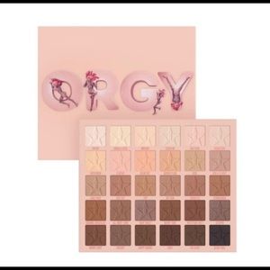 COPY - Jeffrey Star Orgy Palette